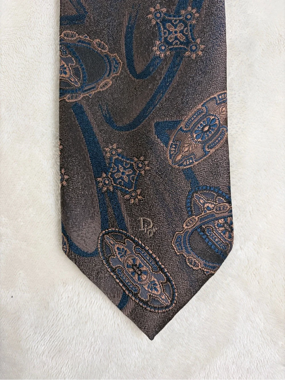 Vintage‎ Dior Woven Jacquard Finish Multi-Colored Paisley & Medallion Pattern